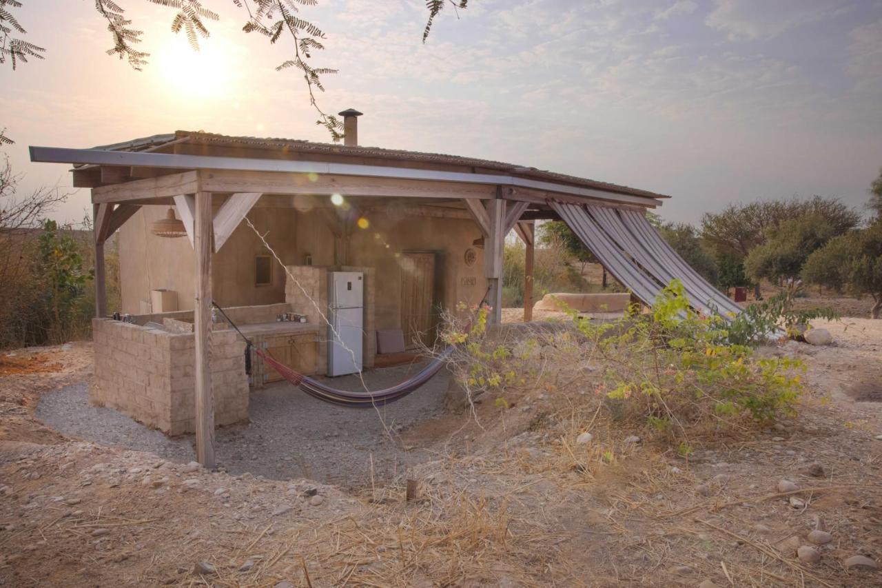 Desert Days Mud Cabin'S Resort Tzukim Kültér fotó