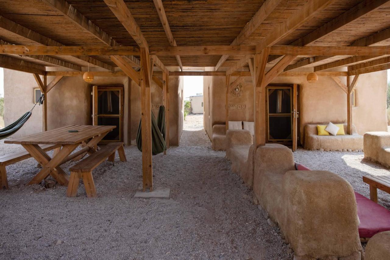 Desert Days Mud Cabin'S Resort Tzukim Kültér fotó